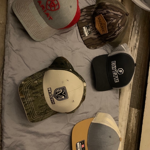 Hats name brand - Picture 1 of 3